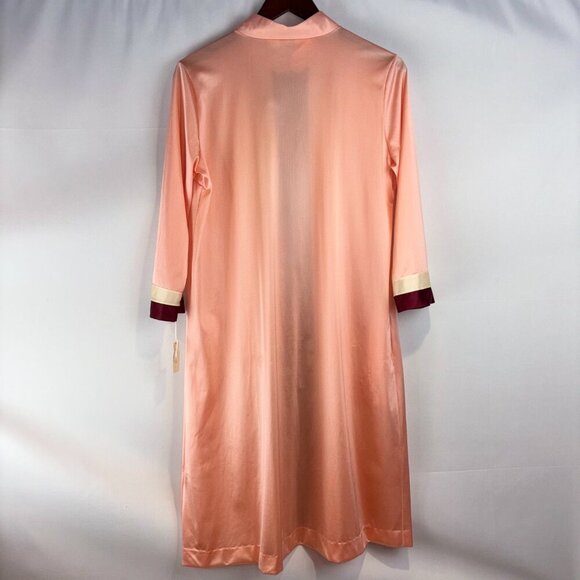 Vintage NWT Vanity Fair Zip-Front Nightgown with Pockets – From Jacobson’s - Picture 7 of 8